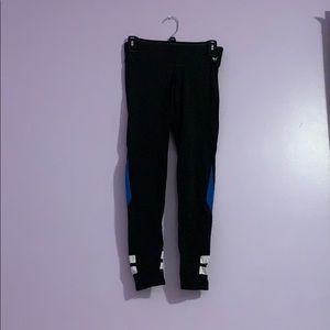 victoria secret PINK yoga leggings